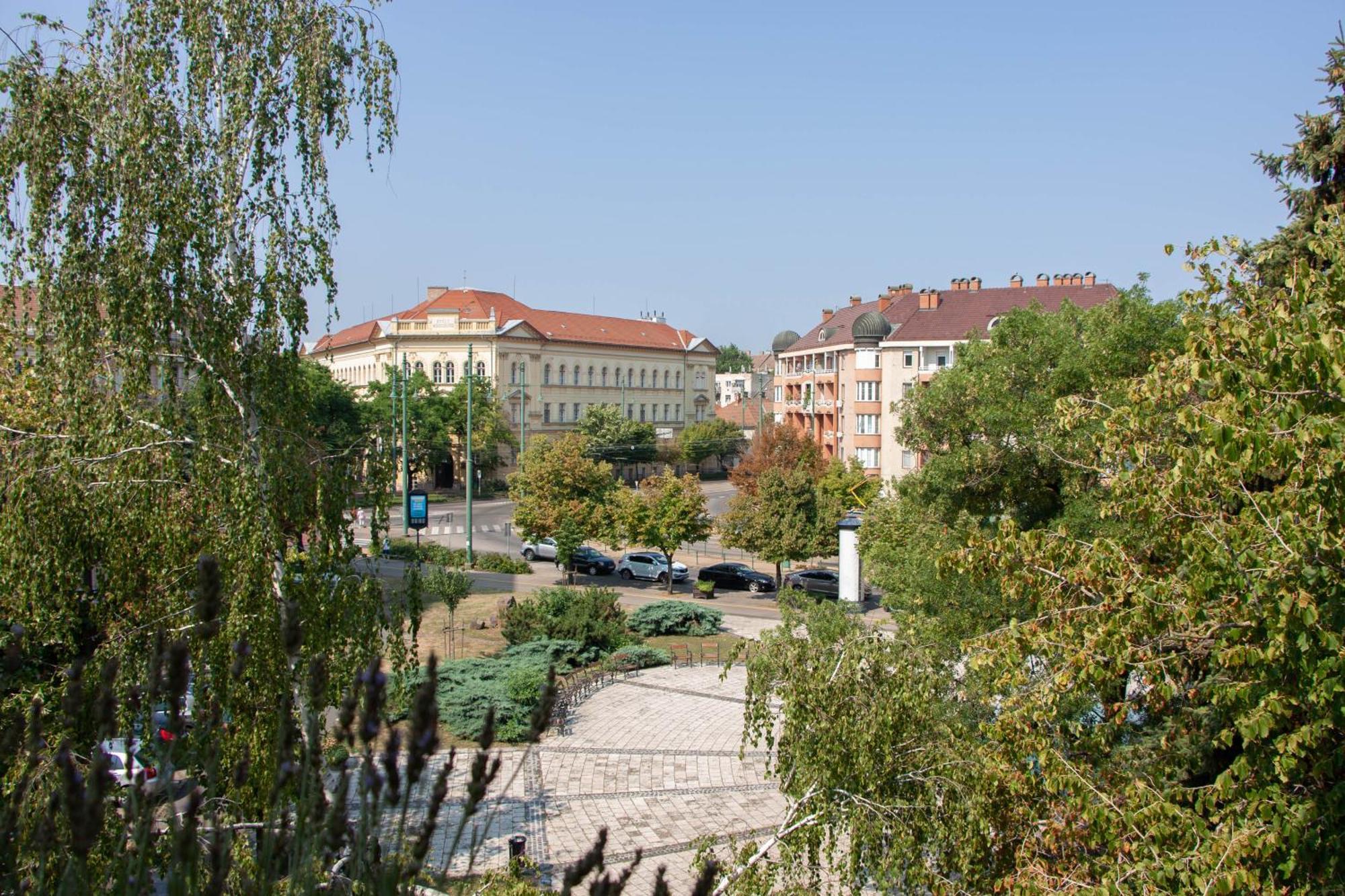 Aquarius Apartman Szeged Exterior photo